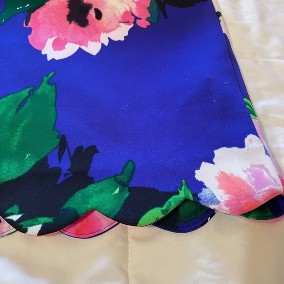 VINCE CAMUTO DRESS WOMENS BLUE FLORAL, SIZE 4 (SALE) - Picture 13 of 13
